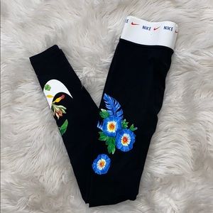 Floral Nike leggings